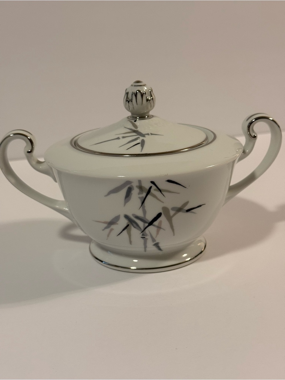 Noritake Bamboo Pattern Covered Sugar Bowl Nippon Toki Kaisha vintage Japanese